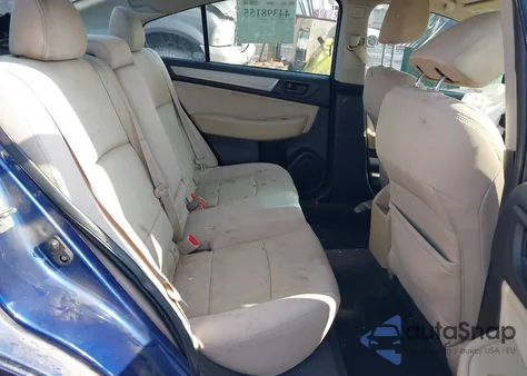 2015 Subaru Legacy 2.5I z USA, uszkodzony, nr VIN 4S3BNAA62F3018221